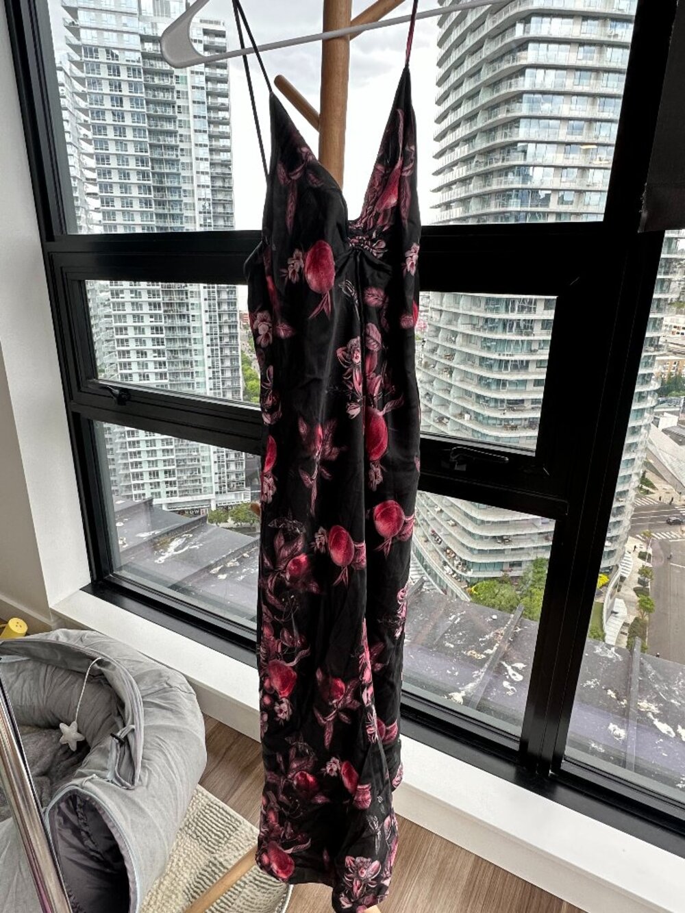 AllSaints Botanical Floral Print Gathered V-Neck Dress Size US 6